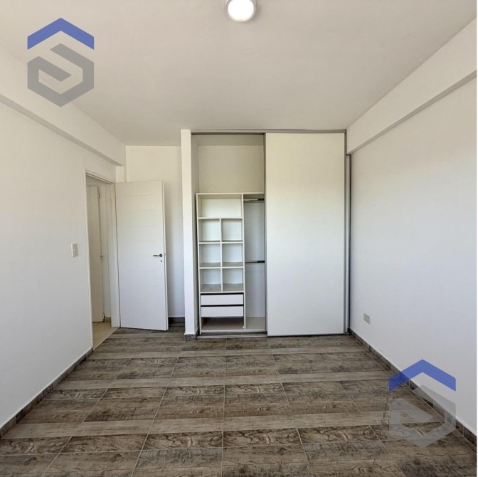 Departamento a Estrenar en Venta en Adrogué - 2 Ambientes con Balcón - 4
