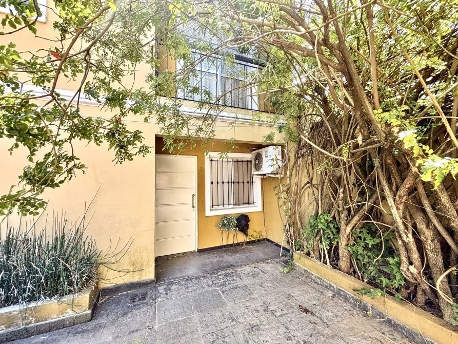 Duplex 3 Ambientes Impecable con Cochera y Parrilla - Apto Credito -Excelente Ubicación en Temperley — foto 6