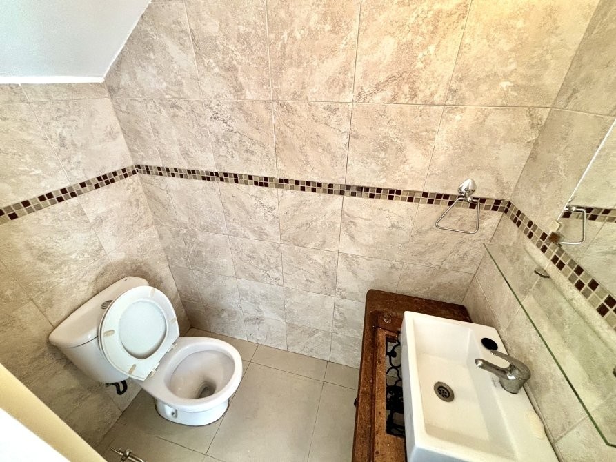 Duplex 3 Ambientes Impecable con Cochera y Parrilla - Apto Credito -Excelente Ubicación en Temperley — foto 8