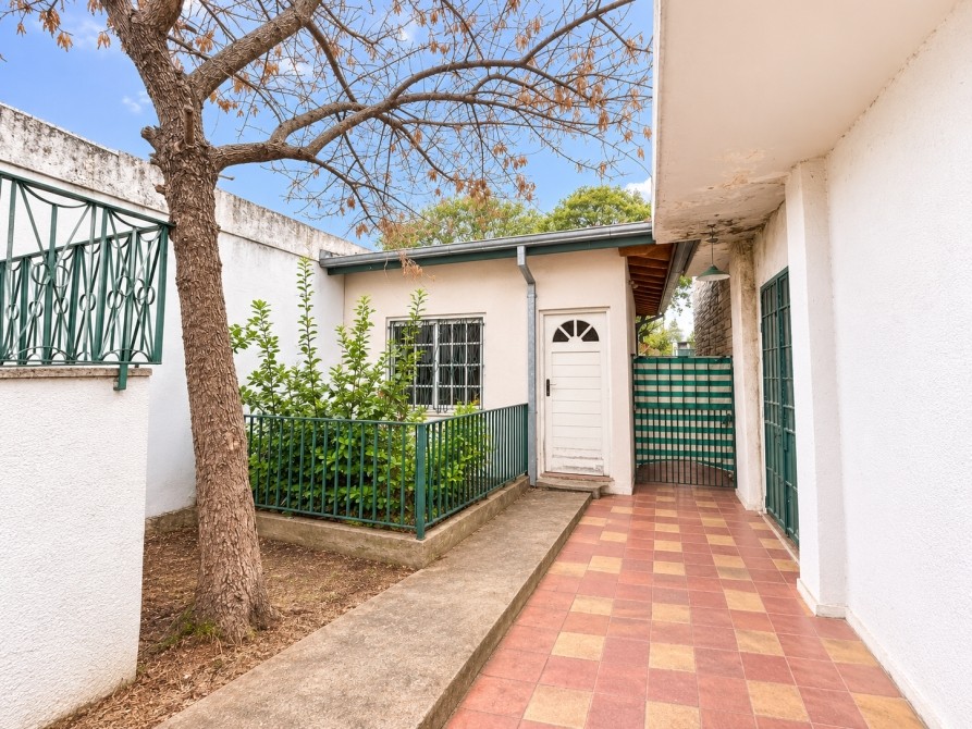 Casa en Venta en Temperley | Lote 10 x 20 | Garaje y Quincho | BuscadorProp — foto 3