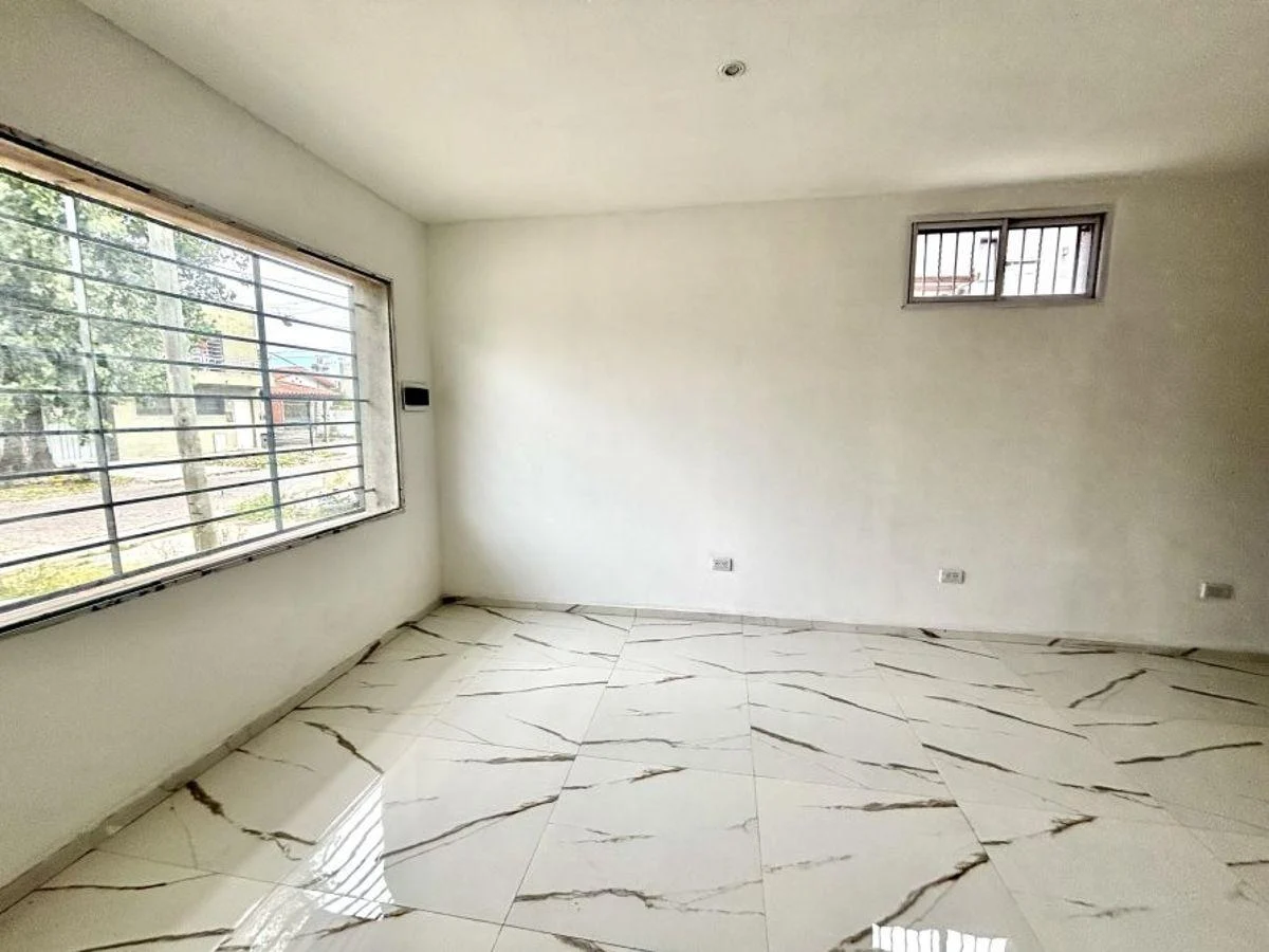 Departamento Tipo Casa 3 Ambientes con Cochera y Patio, Gba Sur - Zonaprop — foto 5