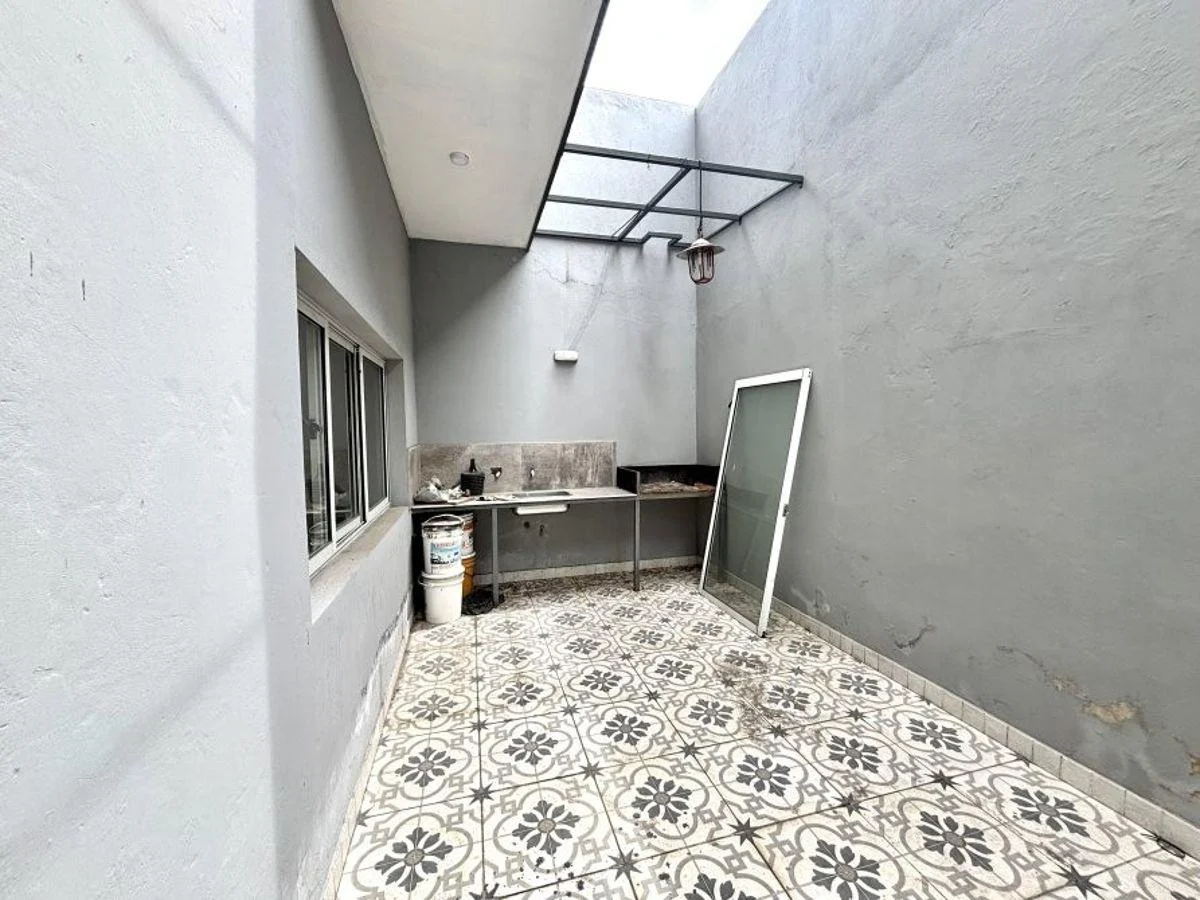 Departamento Tipo Casa 3 Ambientes con Cochera y Patio, Gba Sur - Zonaprop — foto 10