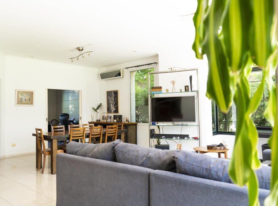 Majestuosa Casa 5 Ambientes Barrio El Rocio - Sevillano Negocios Inmobiliarios - 5