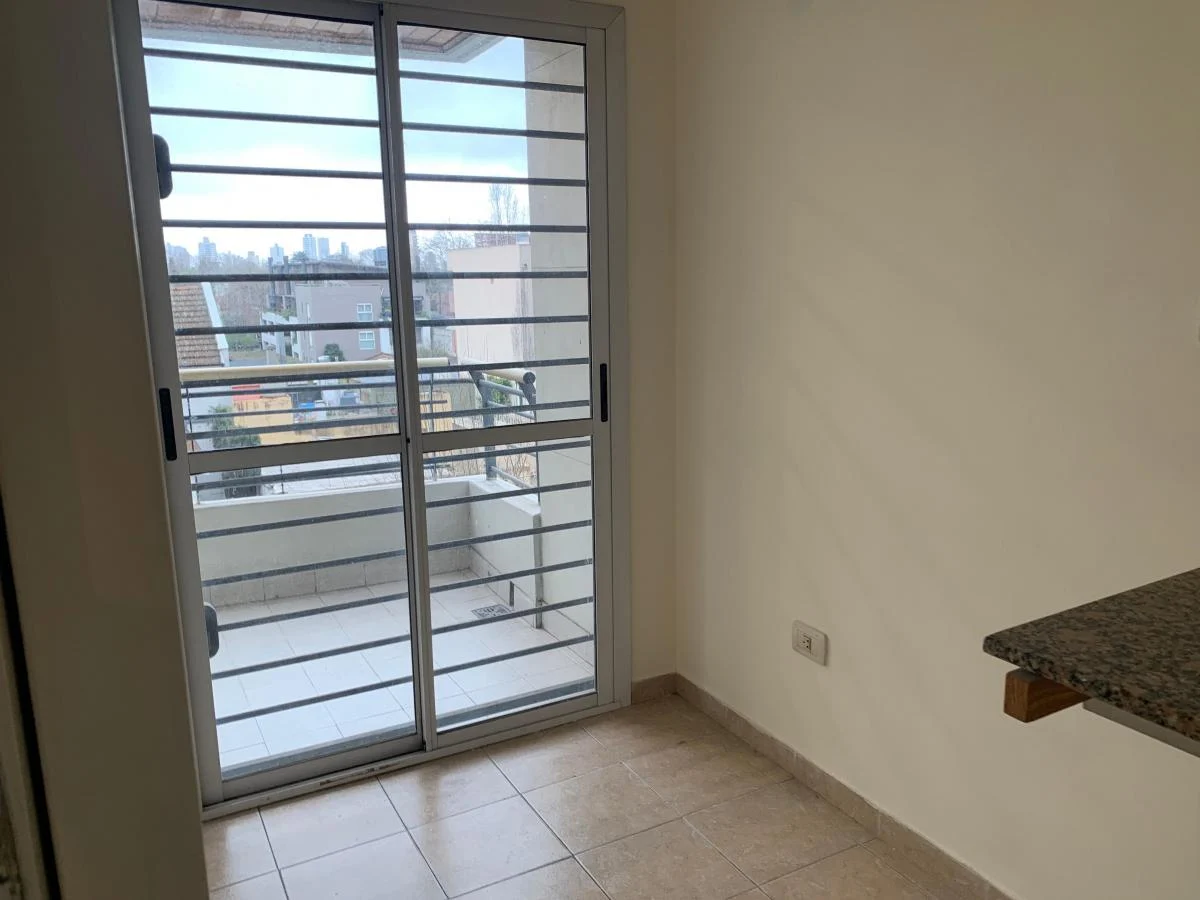 Departamento Dos Ambientes en Alquiler, Gba Sur - Zonaprop - 6