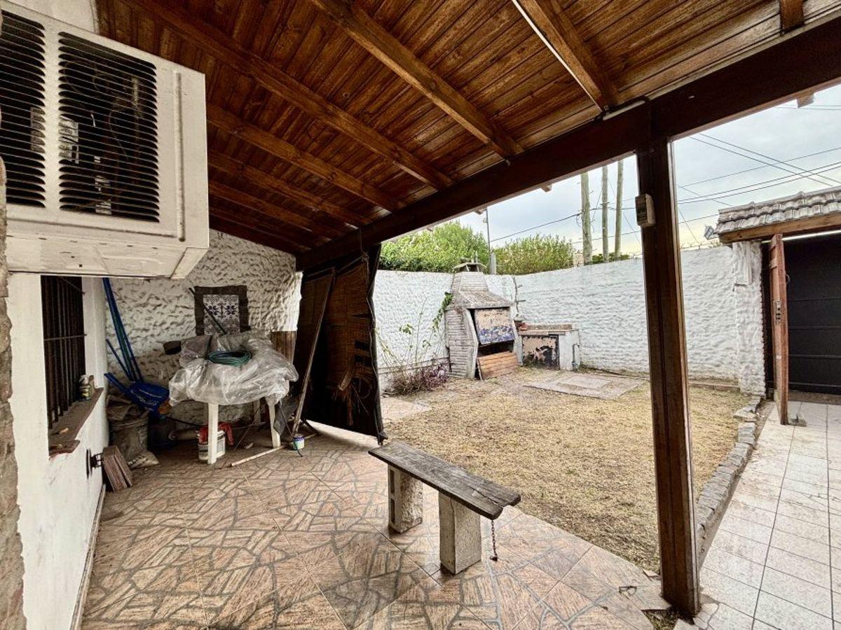 Apto Credito Casa en Venta 3 Ambientes en Excelente Ubicación a 2 Cuadras de Av Eva Perón, Gba Sur - Zonaprop - 5