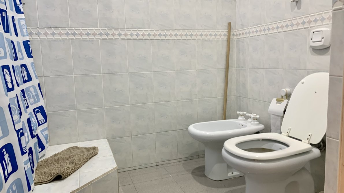 Gran Chalet De 6 Ambientes - Gendra Propiedades - 29