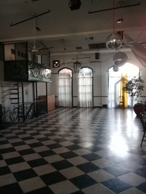 Salon En Importante Avenida - Gendra Propiedades — foto 4