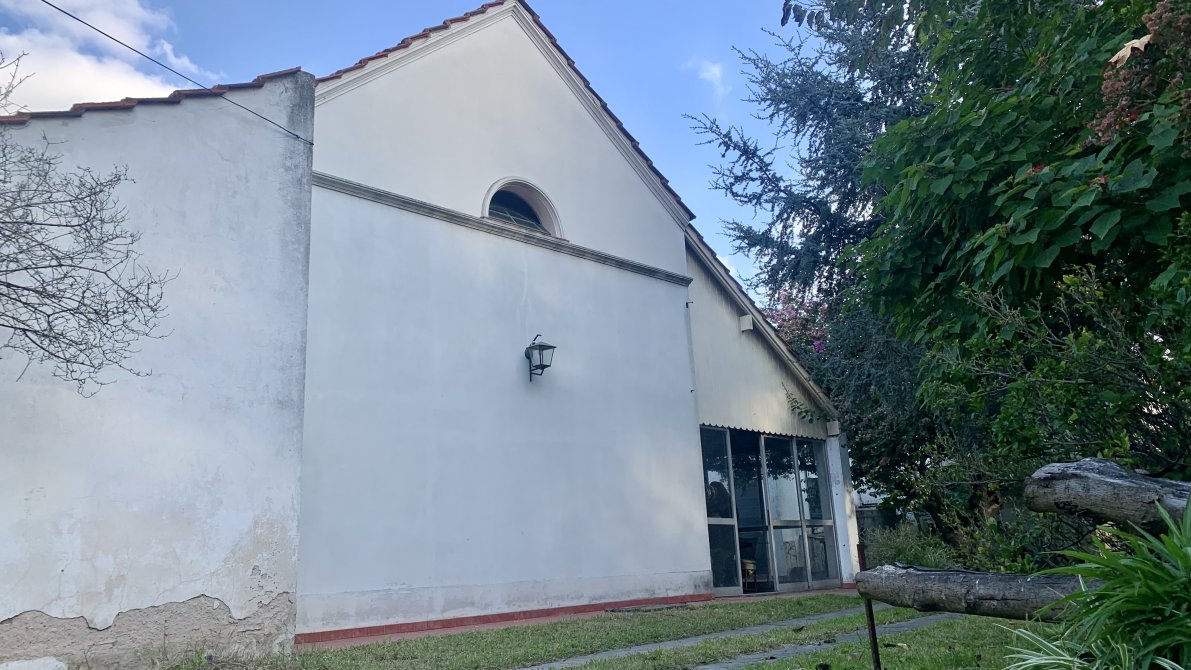 Chalet 4 Ambientes + Lote Lindero Próximo A Estación Lomas De Zamora - Gendra Propiedades - 32