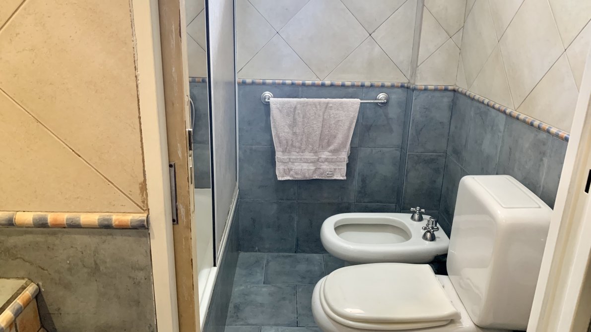 Apta Credito- Encantadora Casa De 5 Ambientes Con Piscina Y Garage - Gendra Propiedades - 24