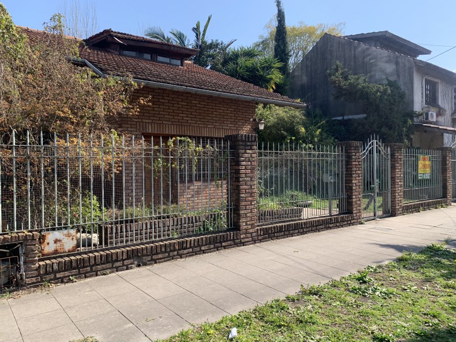 Chalet Sobre Lote De 17 X 55 Metros - Gendra Propiedades — foto 4