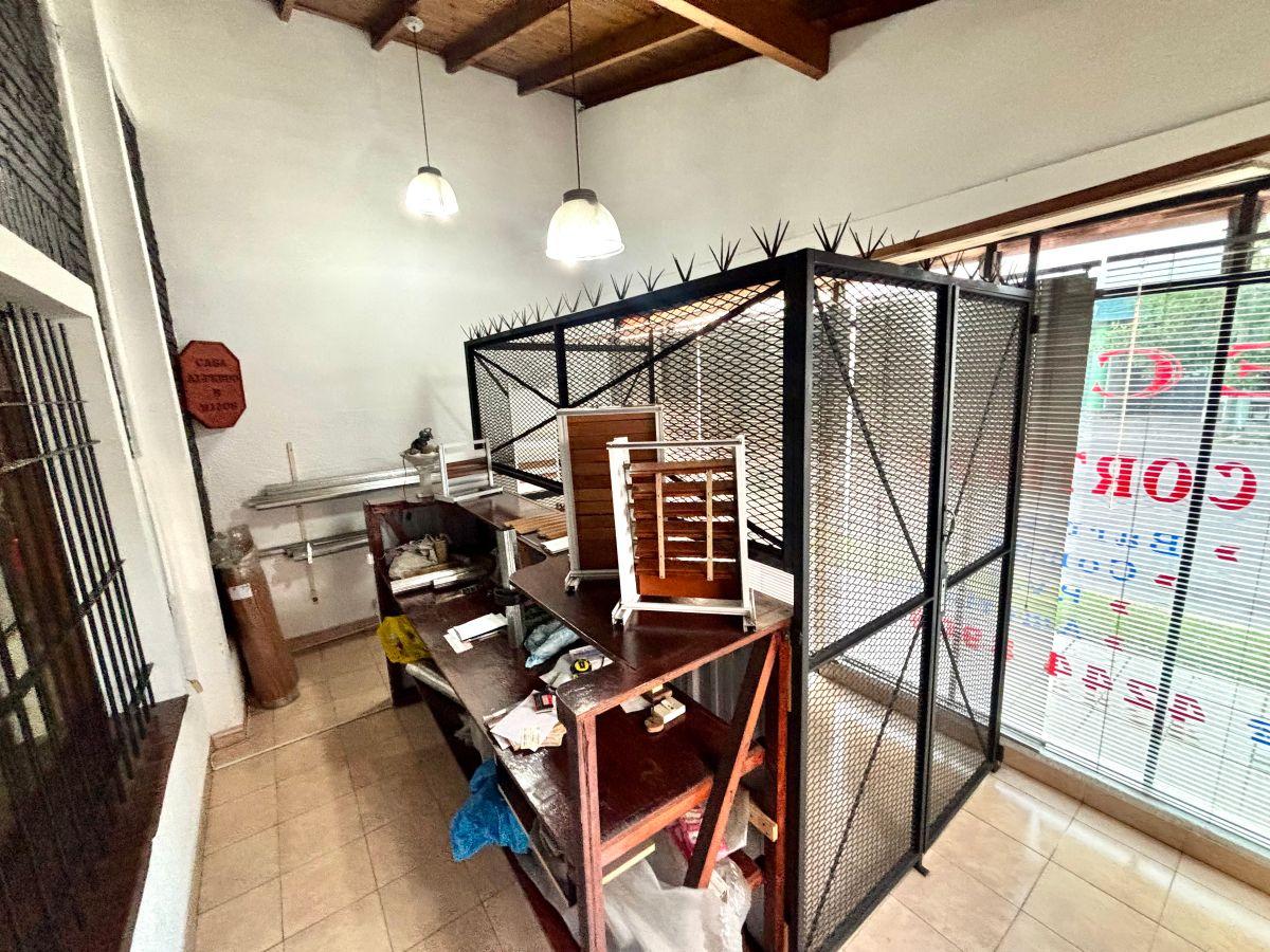 Propiedad Multifuncional en Av Eva Perón - Local Al Frente y 2 Viviendas, Gba Sur - Zonaprop - 3