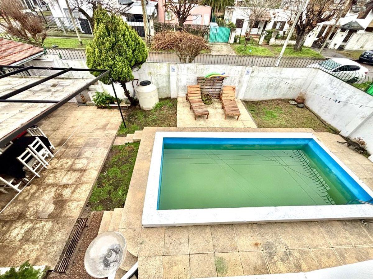 Chalet 5 Ambientes con Quincho y Pileta - Excelente Ubicación Apto Credito, Gba Sur - Zonaprop — foto 3