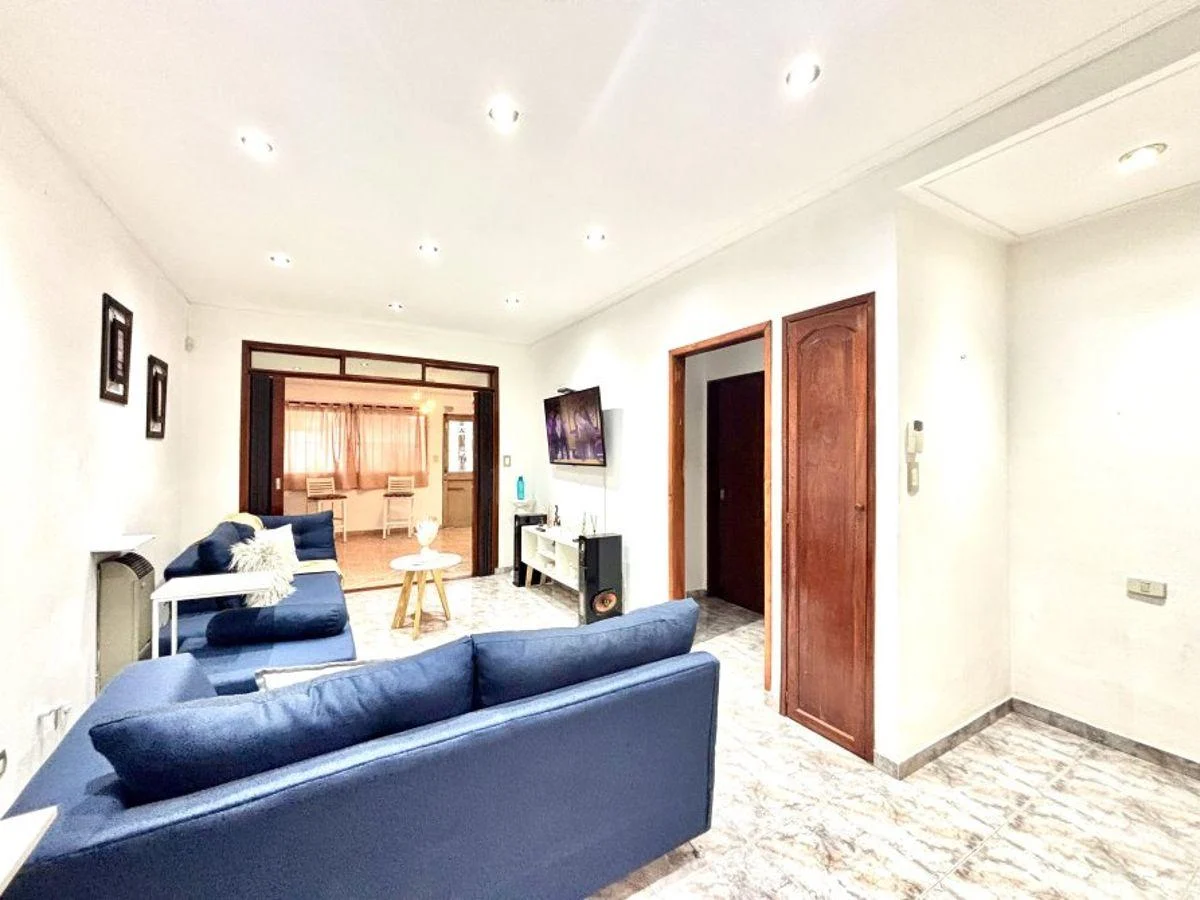 Chalet 5 Ambientes con Quincho y Pileta - Excelente Ubicación Apto Credito, Gba Sur - Zonaprop — foto 4