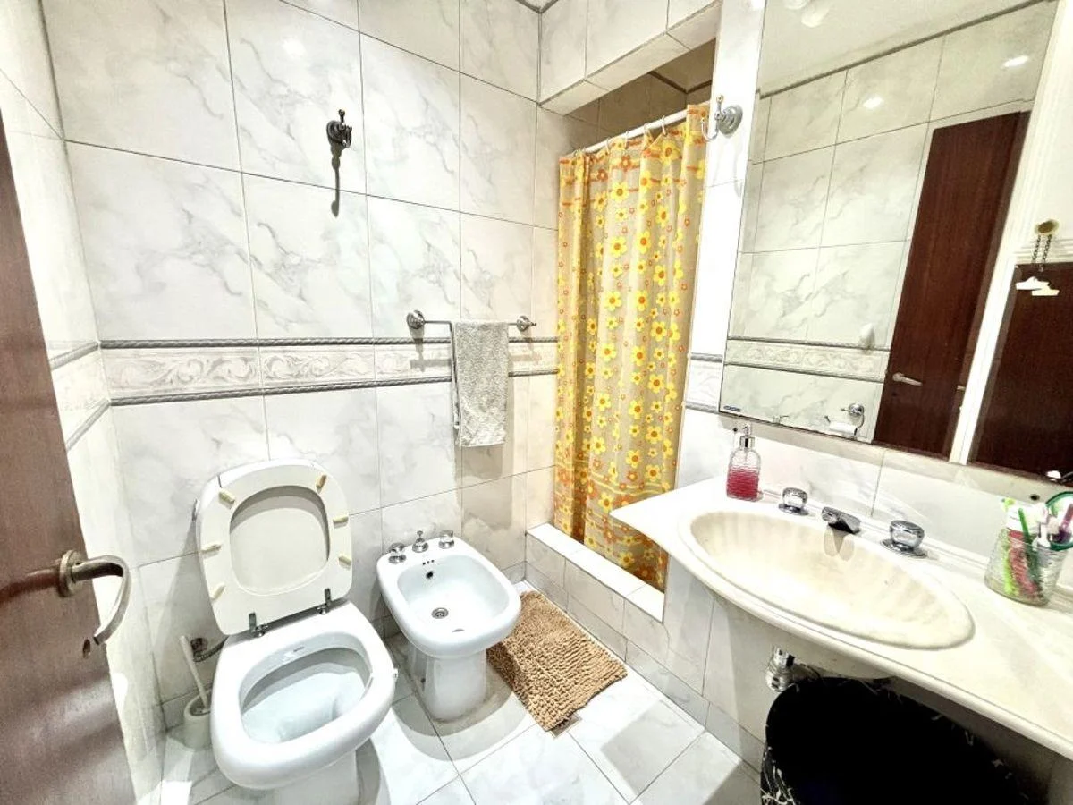 Chalet 5 Ambientes con Quincho y Pileta - Excelente Ubicación Apto Credito, Gba Sur - Zonaprop — foto 13