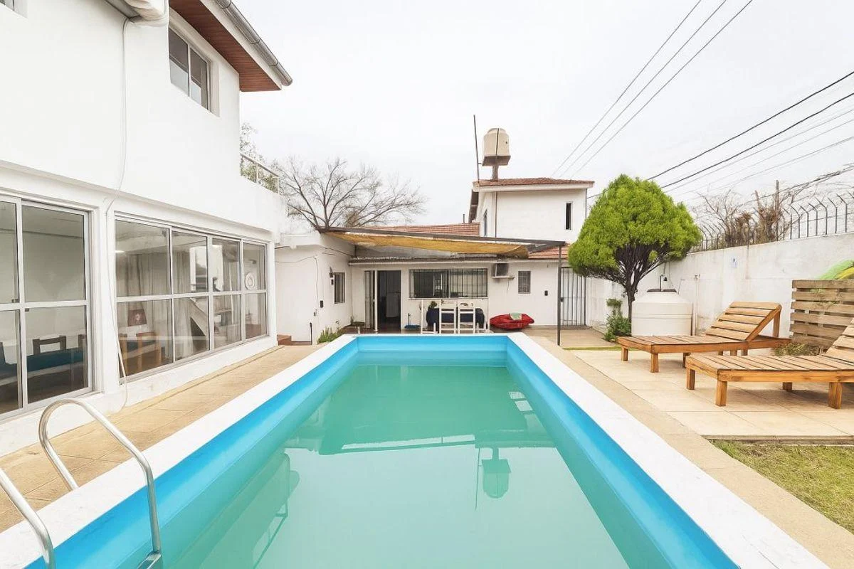 Chalet 5 Ambientes con Quincho y Pileta - Excelente Ubicación Apto Credito, Gba Sur - Zonaprop - 26