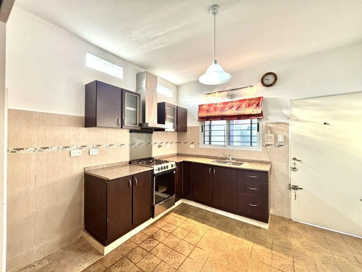 Venta Importante Lote con Dos Viviendas Impecables, Gba Sur - Zonaprop — foto 9