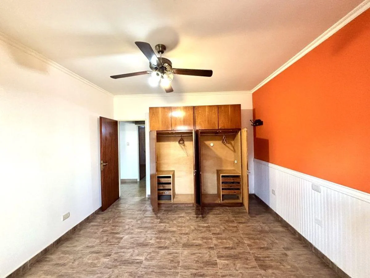 Venta Importante Lote con Dos Viviendas Impecables, Gba Sur - Zonaprop - 17