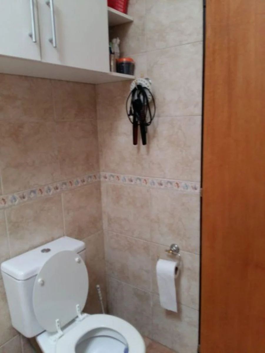 Venta Importante Lote con Dos Viviendas Impecables, Gba Sur - Zonaprop - 31