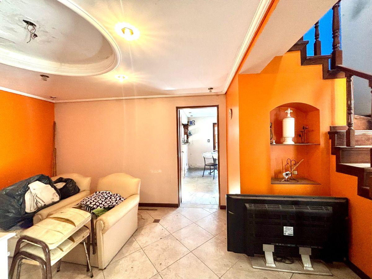 Dos Casas + Quincho/galpón + Gran Jardín: El Equilibrio Perfecto Entre Independencia y Comodidad, Gba Sur - Zonaprop — foto 12