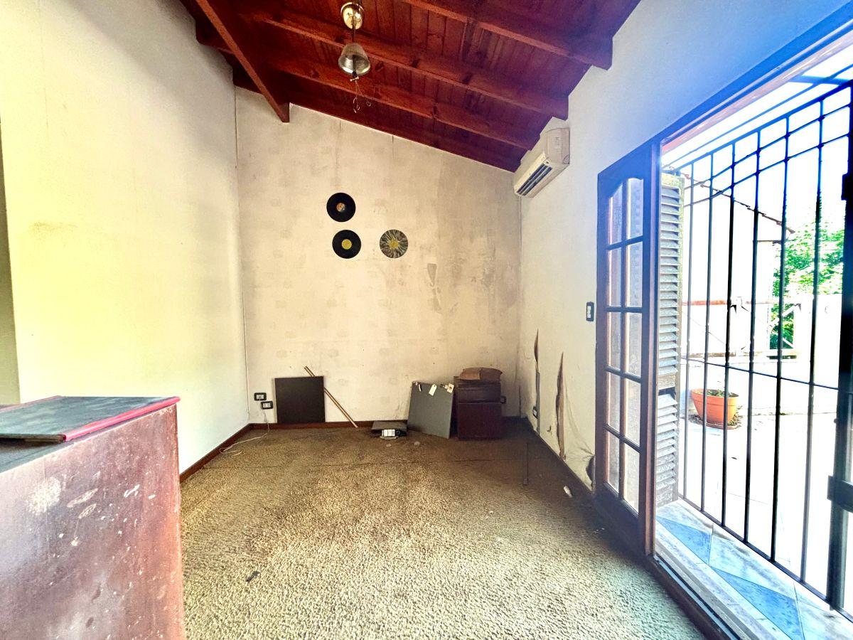 Dos Casas + Quincho/galpón + Gran Jardín: El Equilibrio Perfecto Entre Independencia y Comodidad, Gba Sur - Zonaprop - 21