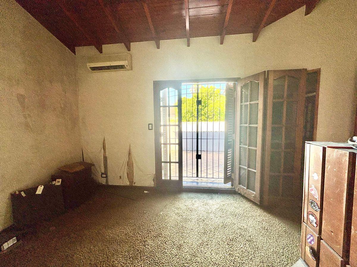 Dos Casas + Quincho/galpón + Gran Jardín: El Equilibrio Perfecto Entre Independencia y Comodidad, Gba Sur - Zonaprop - 22