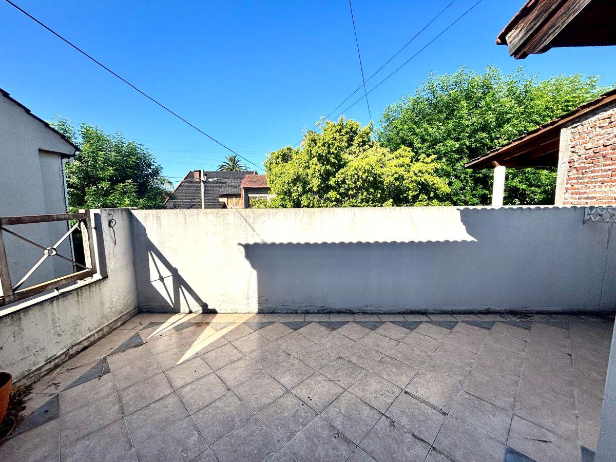 Dos Casas + Quincho/galpón + Gran Jardín: El Equilibrio Perfecto Entre Independencia y Comodidad, Gba Sur - Zonaprop - 25