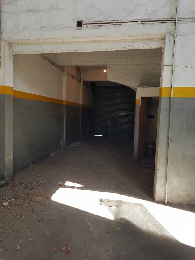 Galpon Sobre Avenida Almirante Brown - Gendra Propiedades - 1