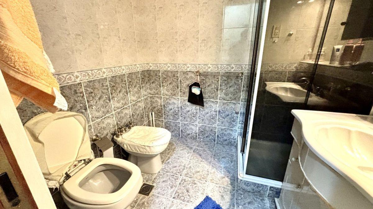 Propiedad Moderna y Funcional con Garage y Quincho Apto Credito, Gba Sur - Zonaprop — foto 8