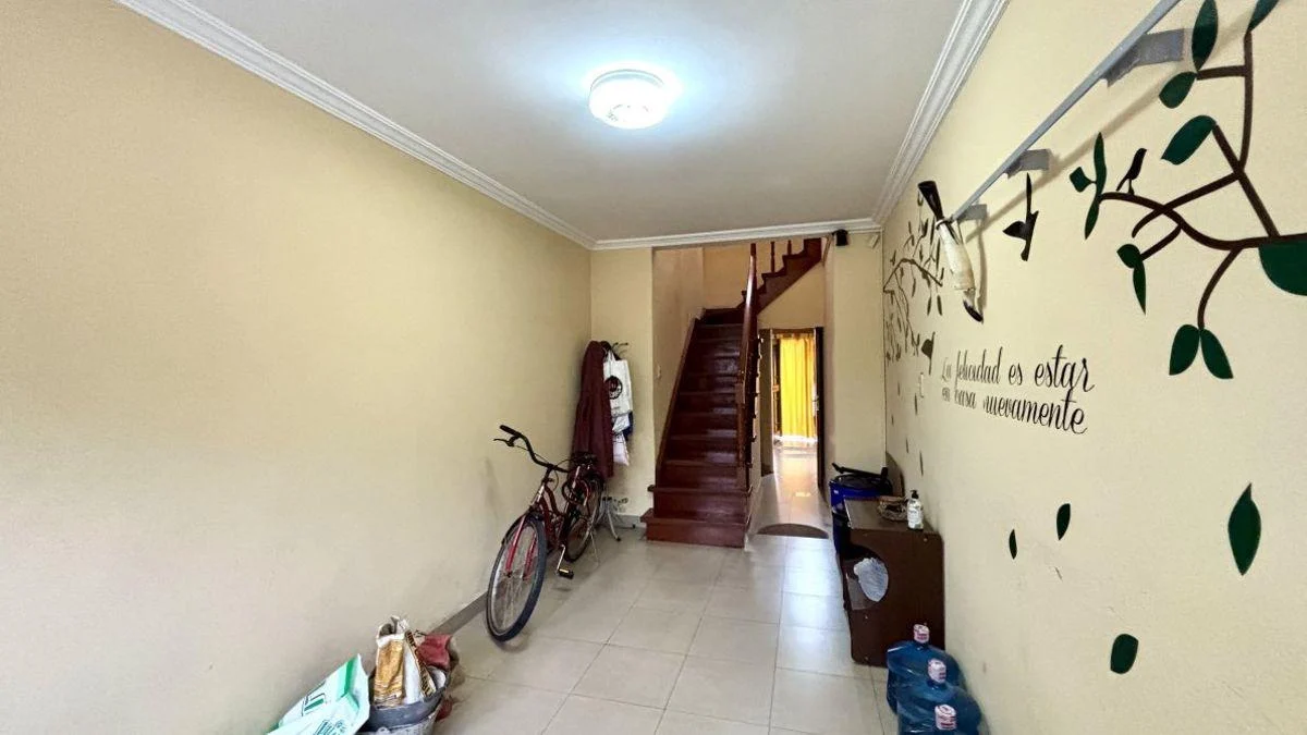 Propiedad Moderna y Funcional con Garage y Quincho Apto Credito, Gba Sur - Zonaprop — foto 12