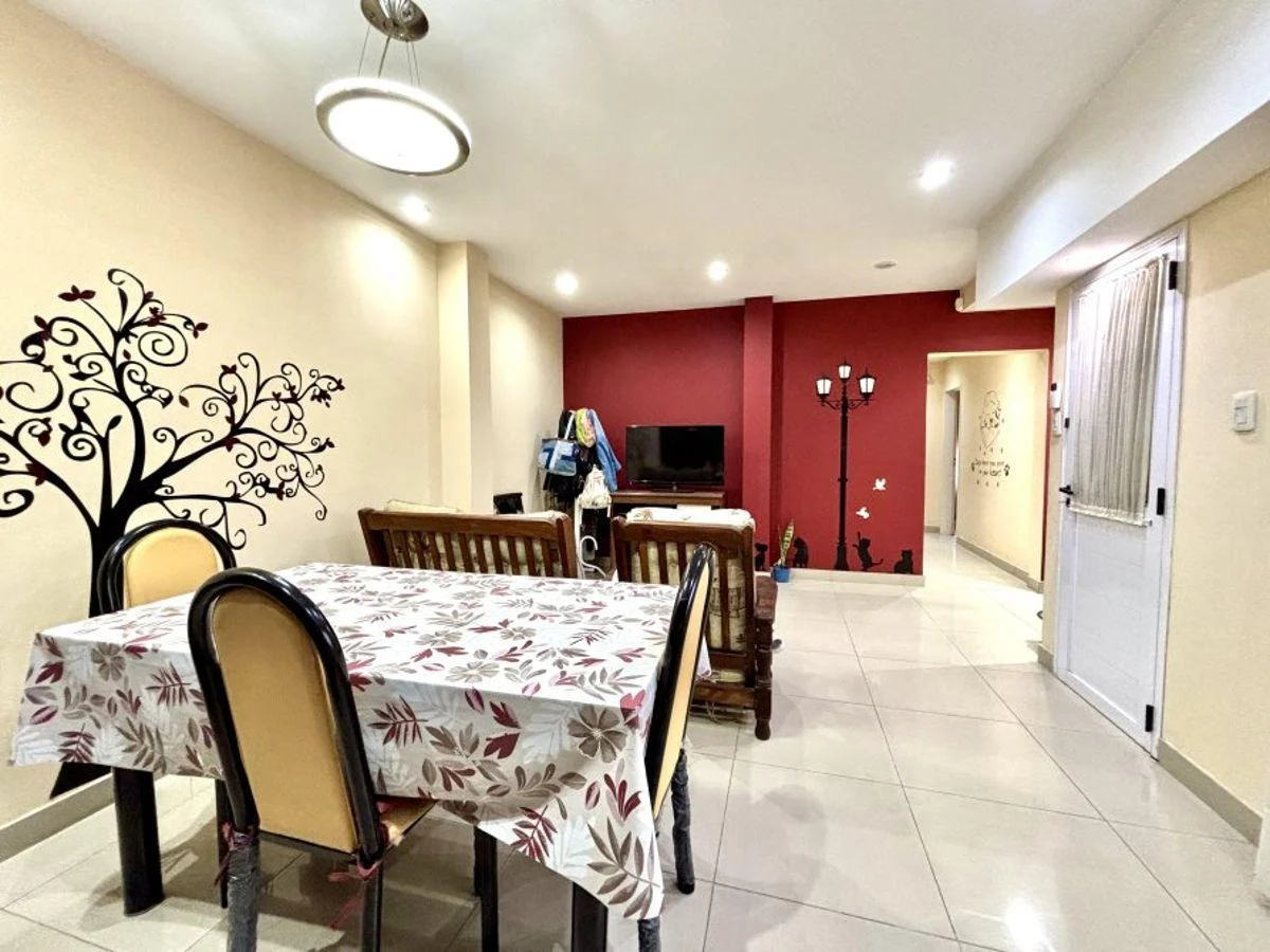Propiedad Moderna y Funcional con Garage y Quincho Apto Credito, Gba Sur - Zonaprop — foto 14