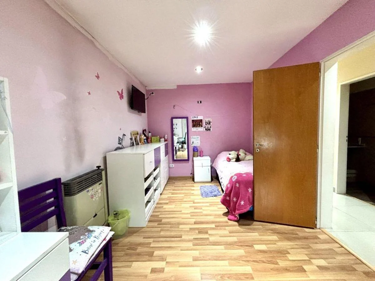 Propiedad Moderna y Funcional con Garage y Quincho Apto Credito, Gba Sur - Zonaprop - 18