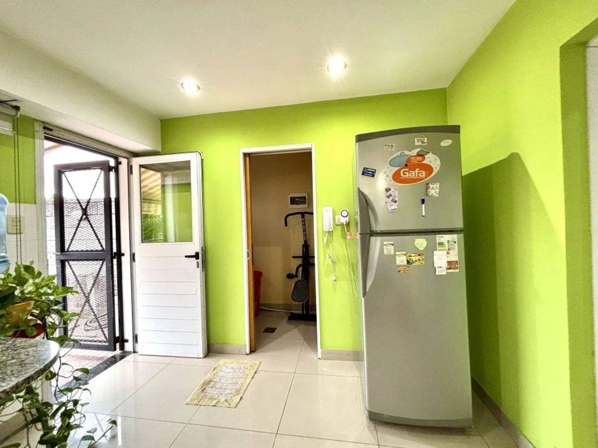 Propiedad Moderna y Funcional con Garage y Quincho Apto Credito, Gba Sur - Zonaprop - 26