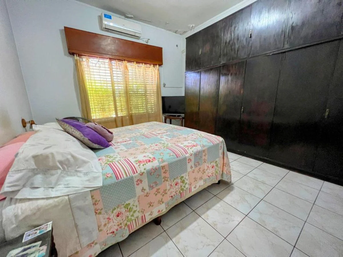 Apto Credito Casa Moderna en Venta en Temperley - Lista Para Mudarse, con Cochera y Pileta, Gba Sur - Zonaprop — foto 12