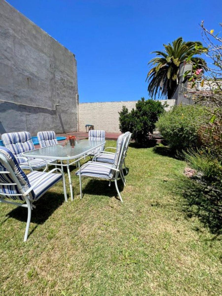Apto Credito Casa Moderna en Venta en Temperley - Lista Para Mudarse, con Cochera y Pileta, Gba Sur - Zonaprop - 16