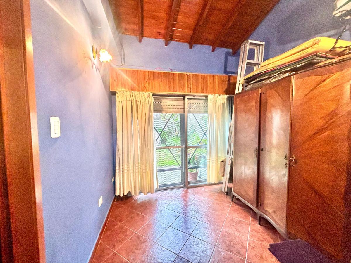 Amplia Casa con 4 Dorm., Jardín y Cochera Doble, Gba Sur - Zonaprop — foto 6