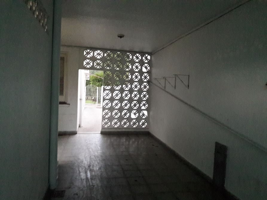 Casa Con Cochera En Excelente Zona - Gendra Propiedades — foto 3