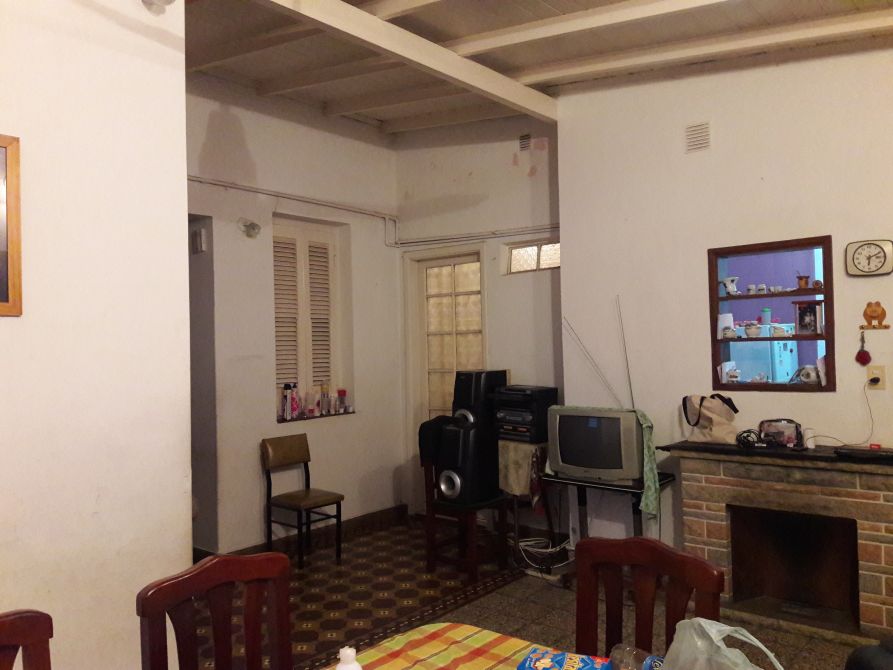 Casa Con Cochera En Excelente Zona - Gendra Propiedades — foto 5