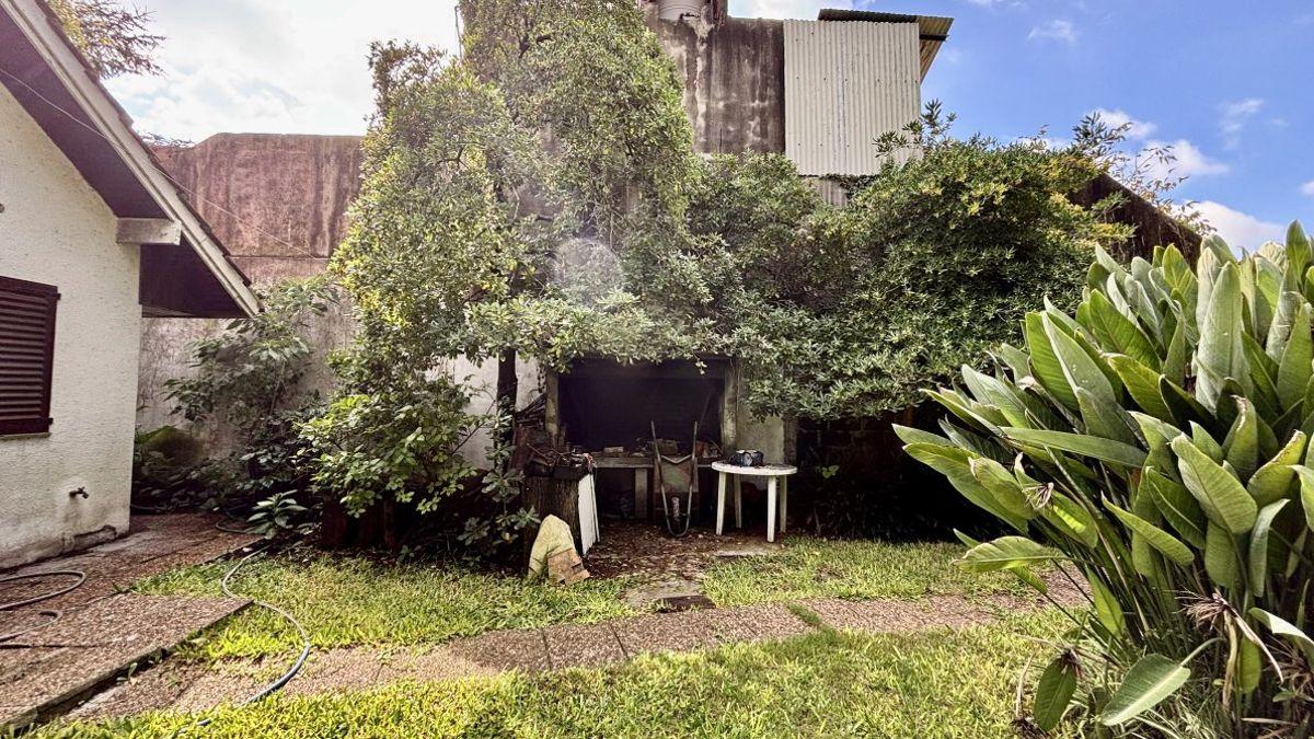 ¡Oportunidad Ãnica Chalet en Lote Doble con JardÃ­n, Cochera y Parque en JosÃ© MÃ¡rmol Apto Credito, Gba Sur - Zonaprop - 33