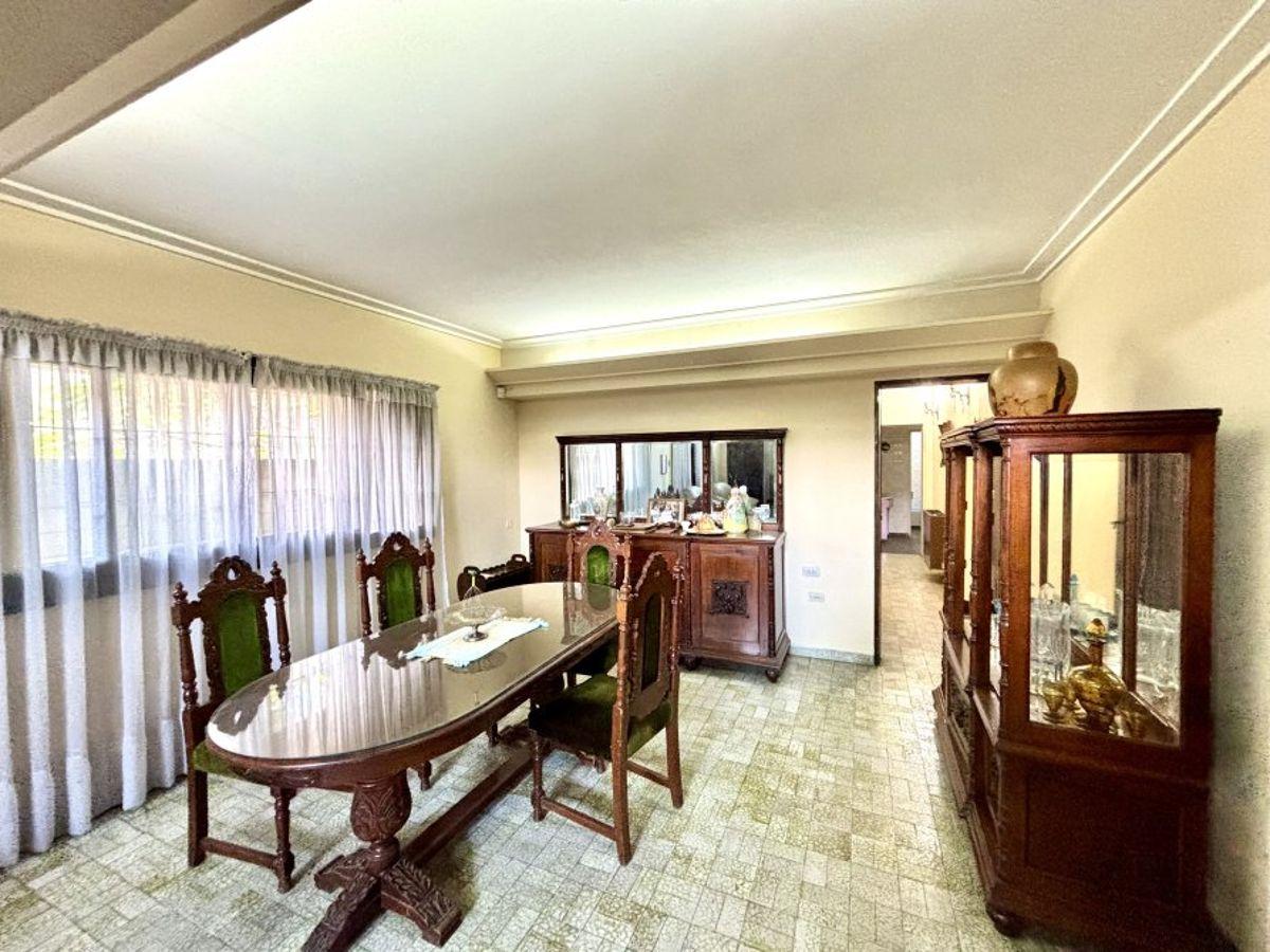 ¡Oportunidad Ãnica Chalet en Lote Doble con JardÃ­n, Cochera y Parque en JosÃ© MÃ¡rmol Apto Credito, Gba Sur - Zonaprop - 34