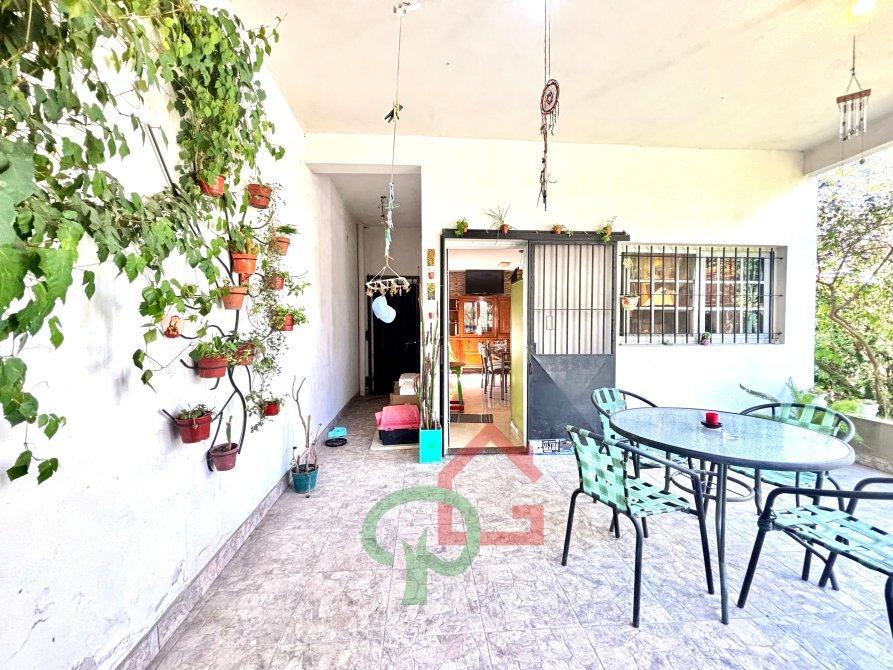 Casa Amplia con Jardín y Cochera - Gran Potencial de Expansión Apta Credito, Gba Sur - Zonaprop - 18