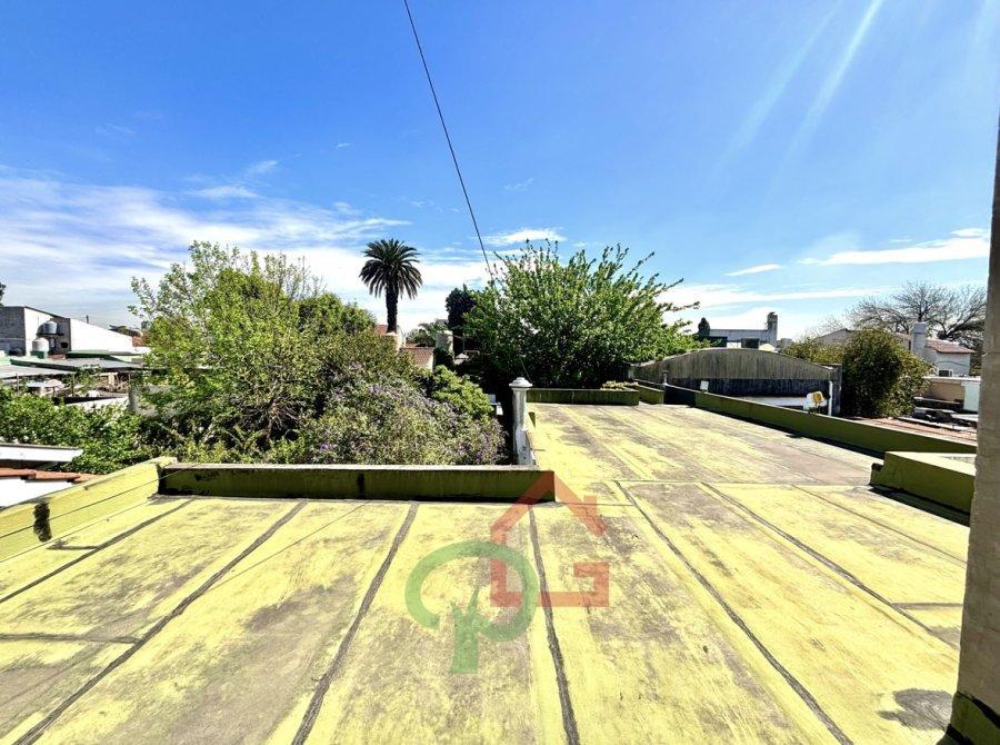 Casa Amplia con Jardín y Cochera - Gran Potencial de Expansión Apta Credito, Gba Sur - Zonaprop - 26
