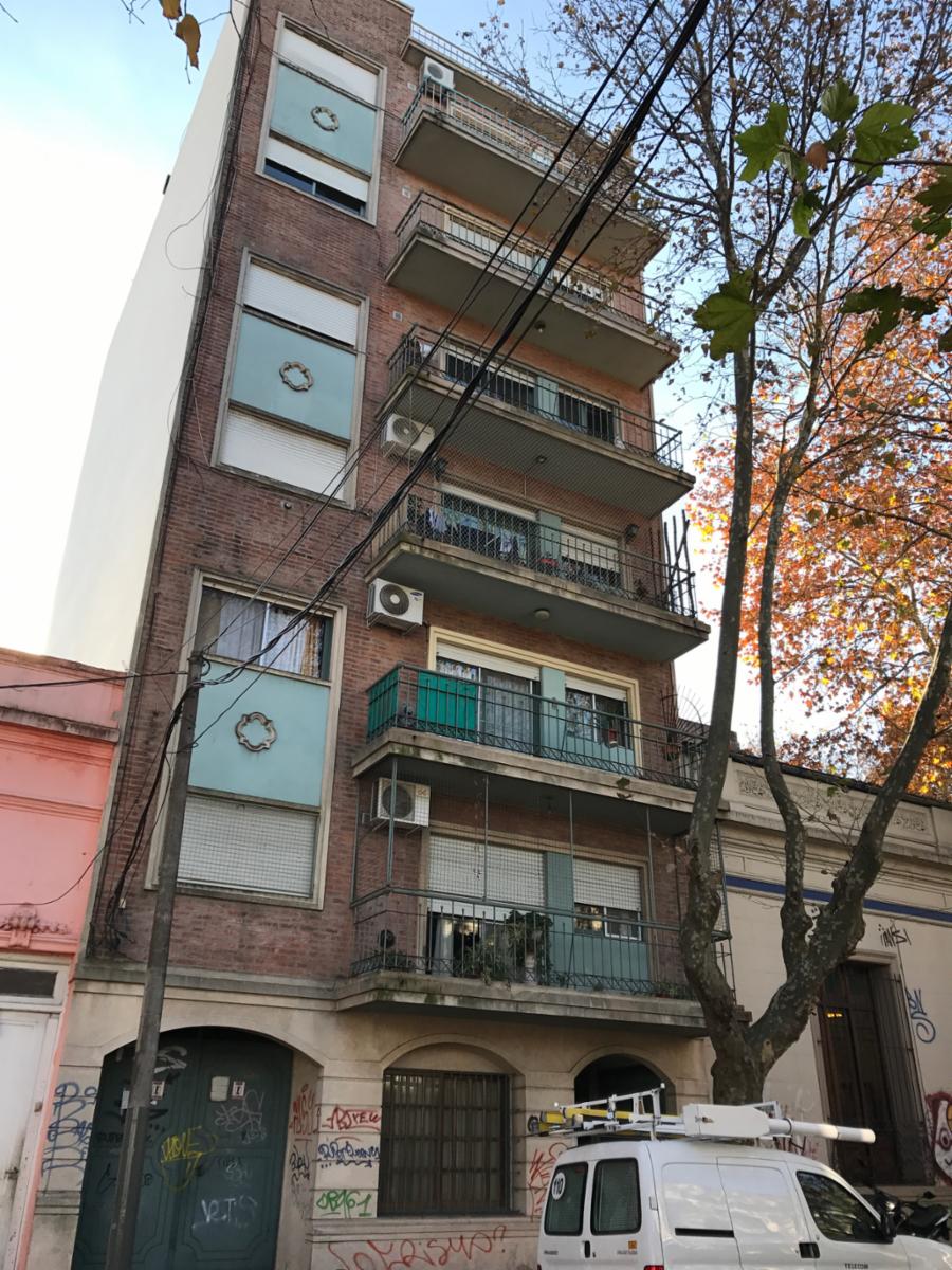 Departamento 2 ambientes al frente con patio — foto 8