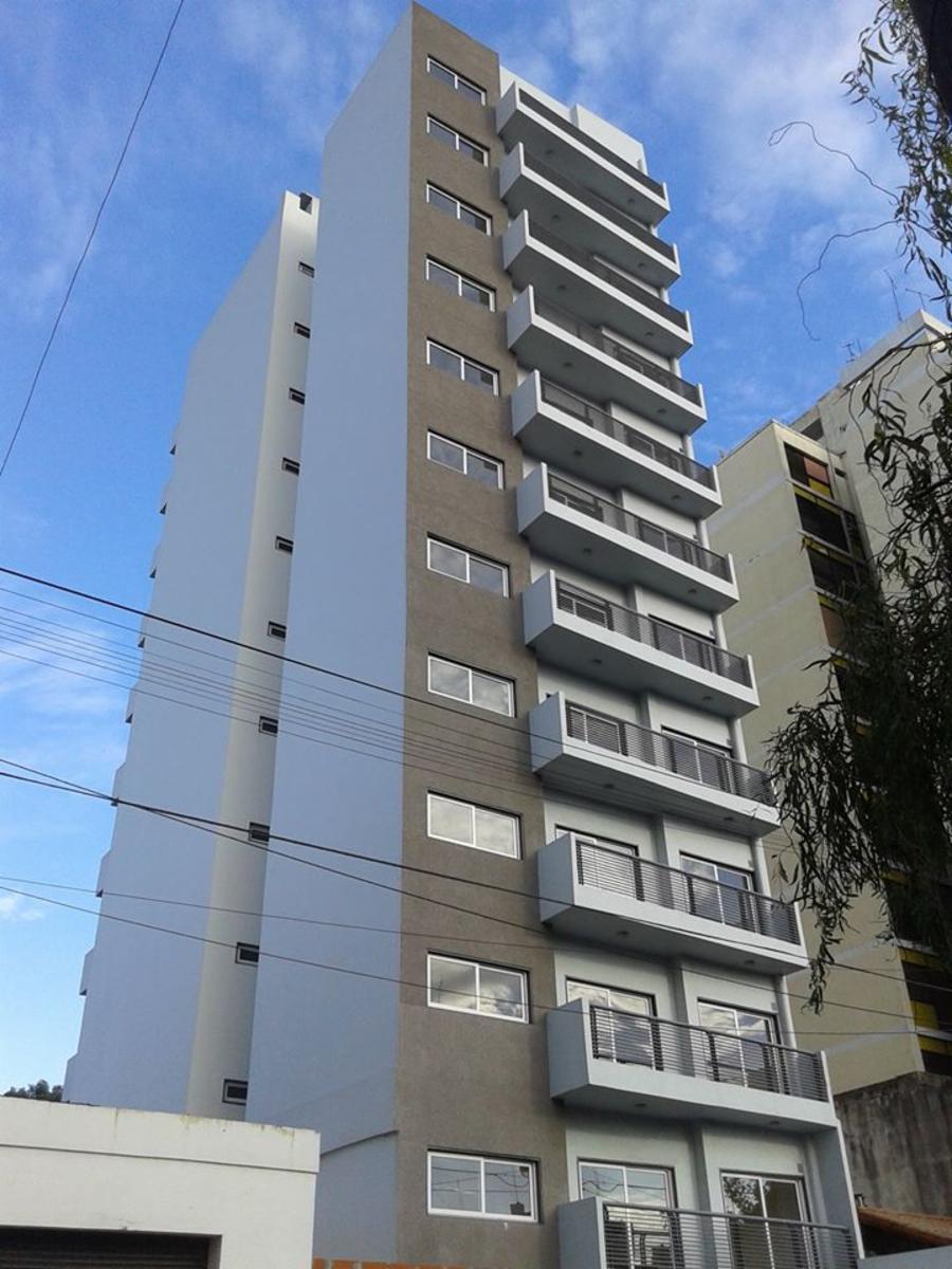 Departamento de 2 ambientes con cochera