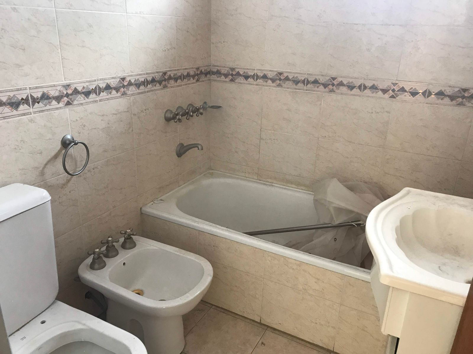 Departamento en Venta en Ciudad del Libertador General José de San Martín, San Martín, Buenos Aires — foto 6