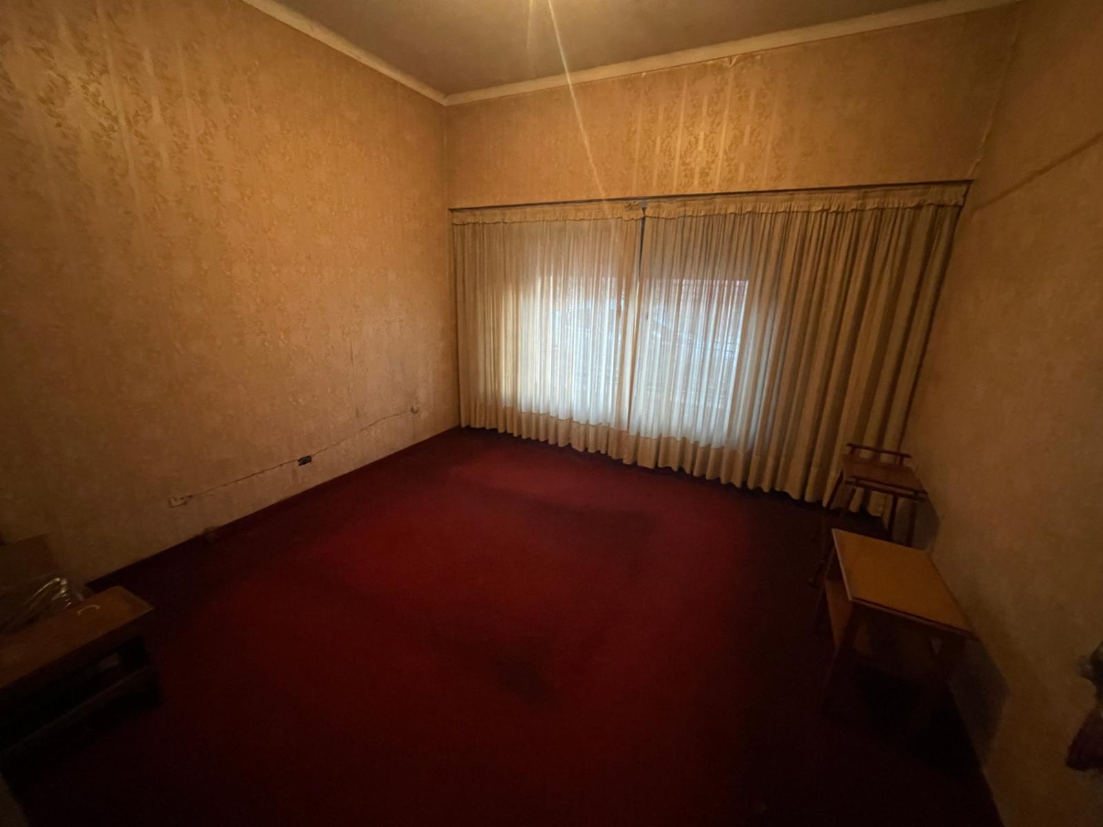 CASA EN VENTA EN SAN MARTIN EN ESQUINA DE 4 AMB CON LOCAL — foto 8