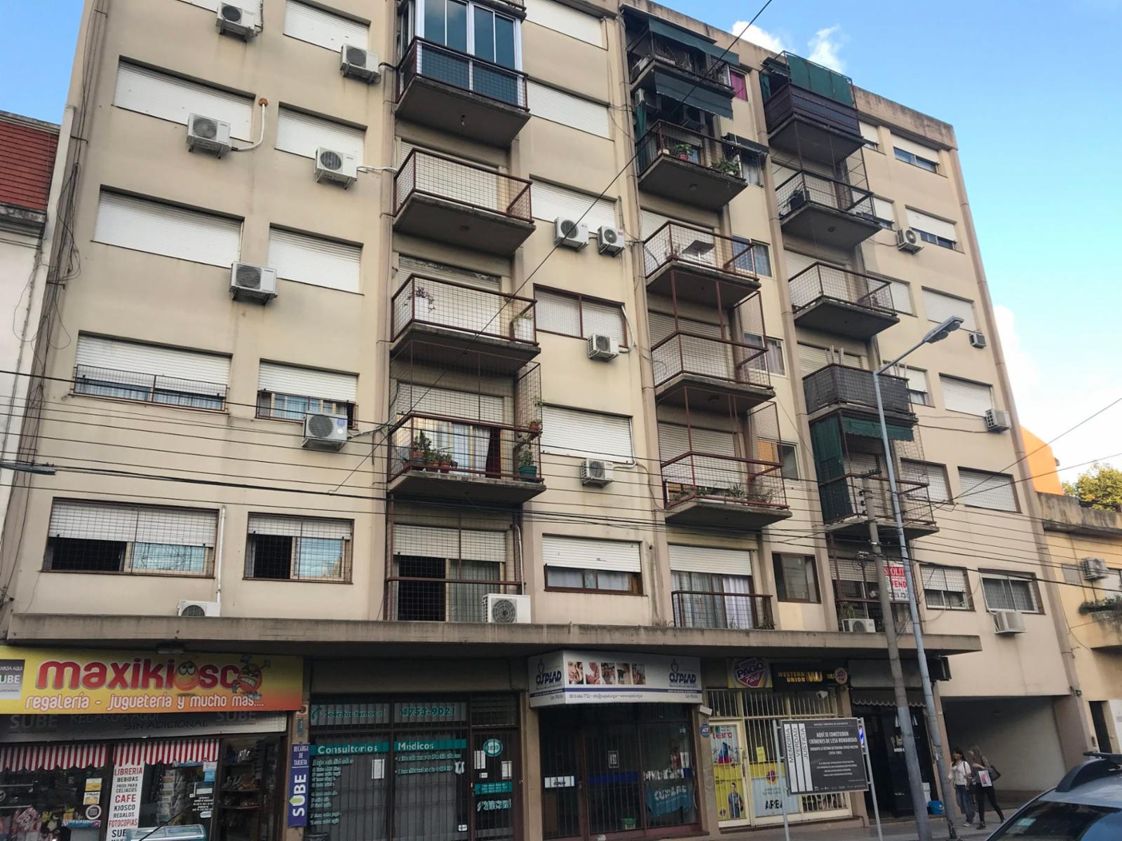 VENTA DEPARTAMENTO 2 AMBIENTES CENTRICO