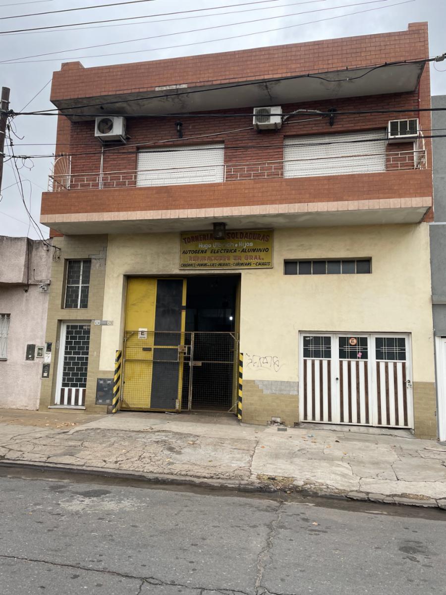 GALPON EN VENTA EN VILLA LYNCH DE 200 M2
