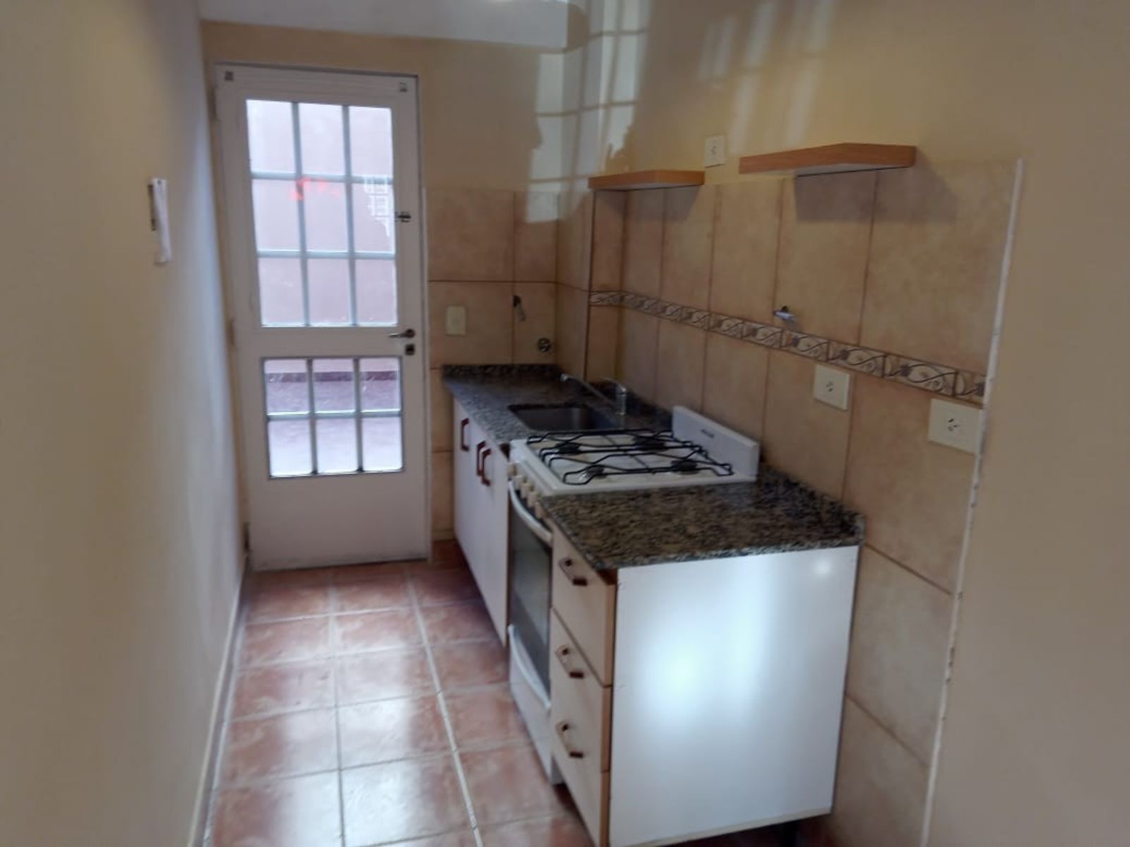 DEPARTAMENTO EN ALQUILER EN SAN MARTIN CENTRO DE 2 AMBIENTES - 3