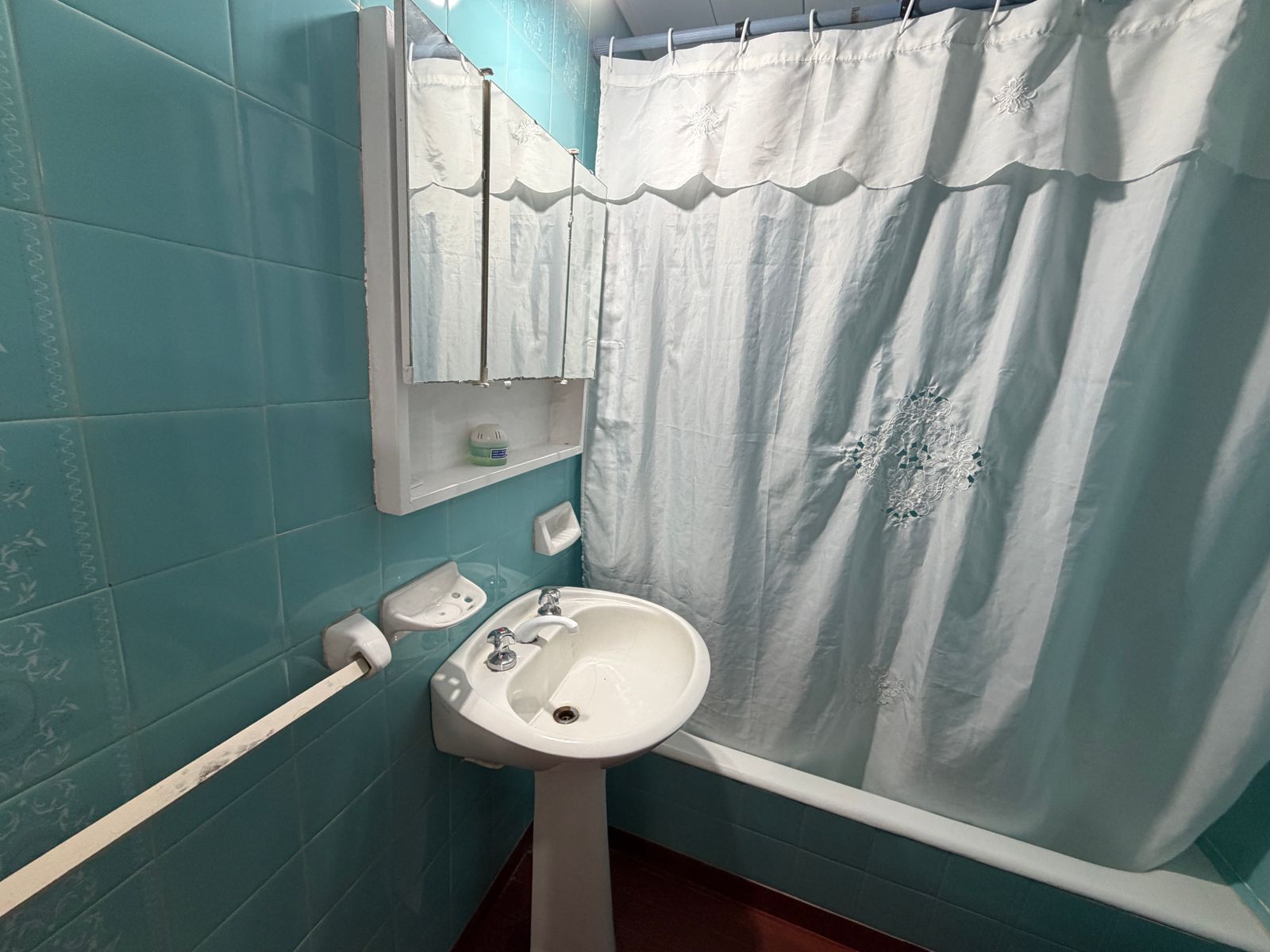 DEPARTAMENTO EN ALQUILER SANTOS LUGARES DE 2 AMBIENTES - 4