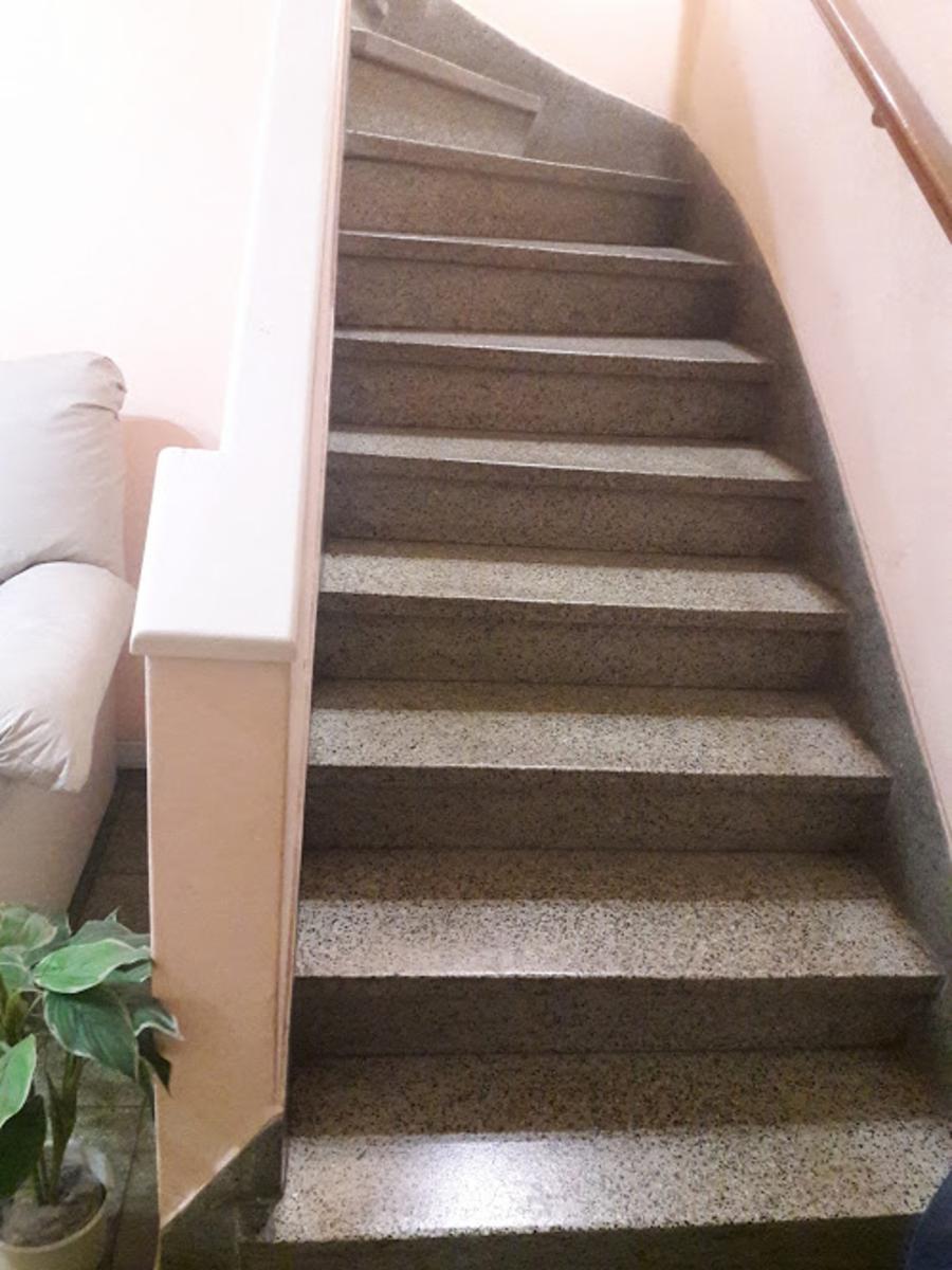 CASA AL FRENTE A 1 CUADRA DE LA ESTACION DE VILLABOSCH. — foto 4